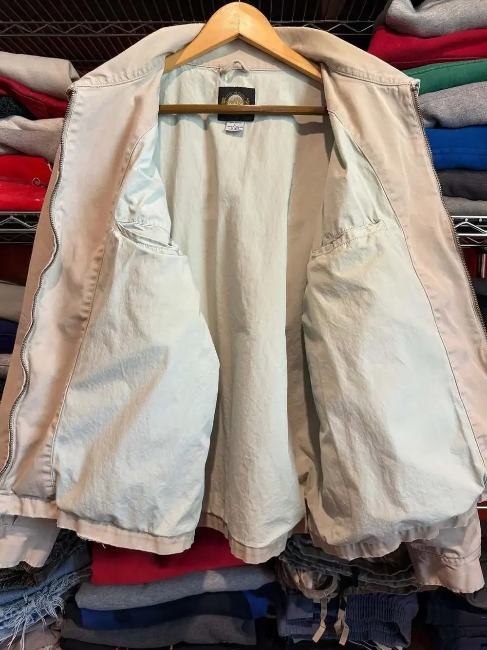 Hard Rock Cafe Cleveland Embroidered Logo Beige Canvas Zip Workwear Jacket Large